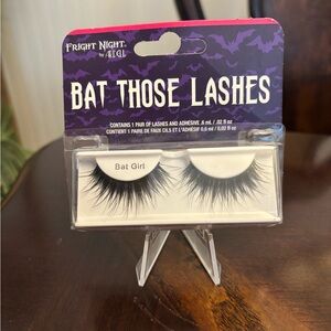 Black Bat Those Lashes by Ardell